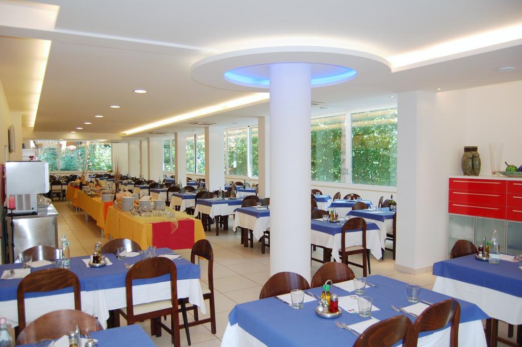 Hotel Matteo チェルヴィア エクステリア 写真